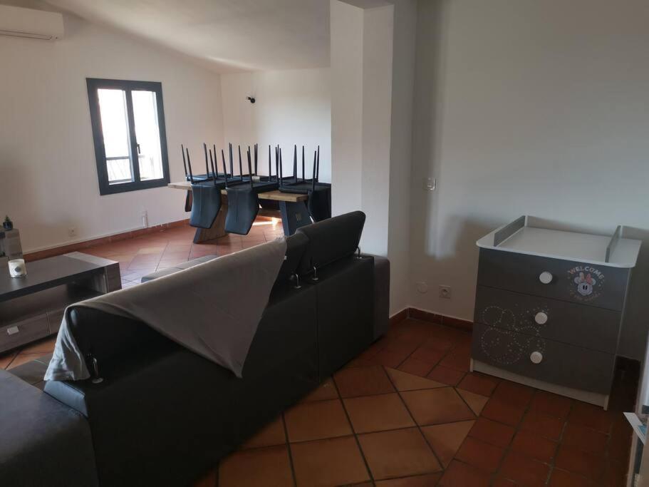 Haut De Villa Renovee En 2023 Saint-Maime المظهر الخارجي الصورة